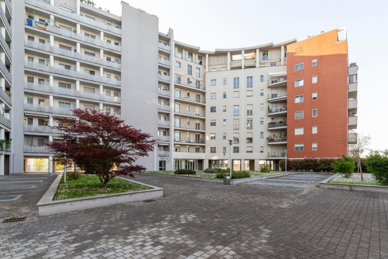 Milano Rogoredo Apt With Terrace! Apartment Exterior foto